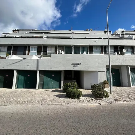 Amazing Duplex By The Apartment *