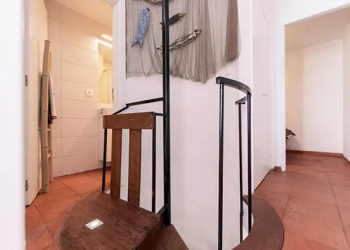 Διαμέρισμα Amazing Duplex By The Σεσίμπρα