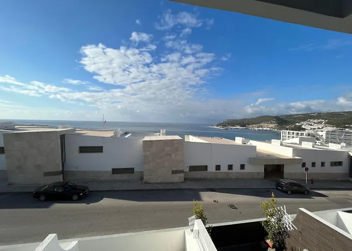 Διαμέρισμα Amazing Duplex By The *